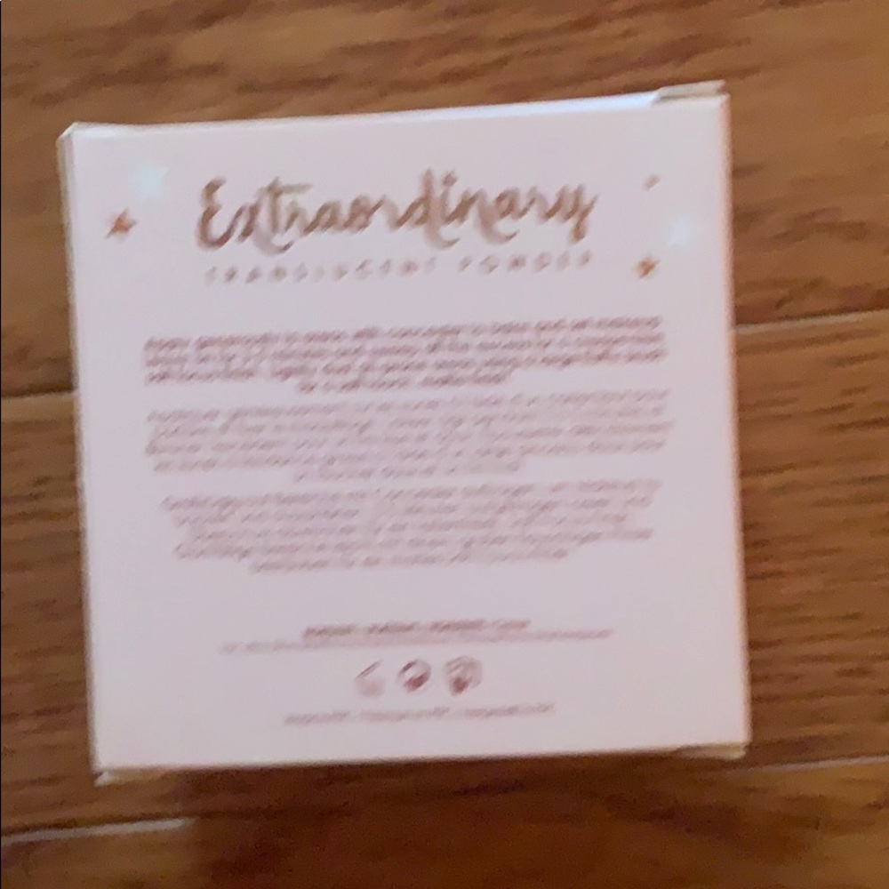BNIB Ciate Extraordinary Translucent Powder - Picture 2 of 2